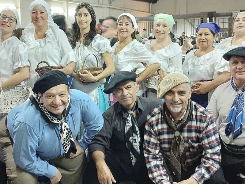 Presencia rosarina en el principal festival nacional de folklore