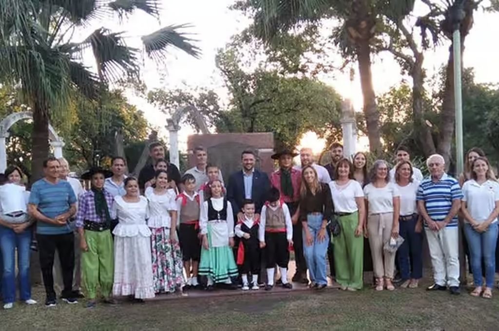 Avellaneda realizó el acto recordatorio por su cumpleaños y se prepara para el gran festejo