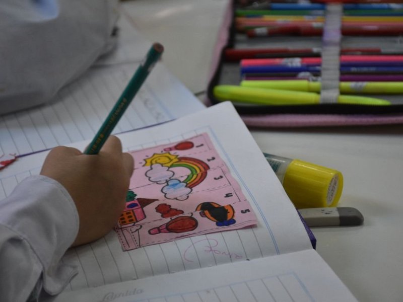 En Humboldt, instituciones locales lanzaron una campaña para recolectar útiles escolares