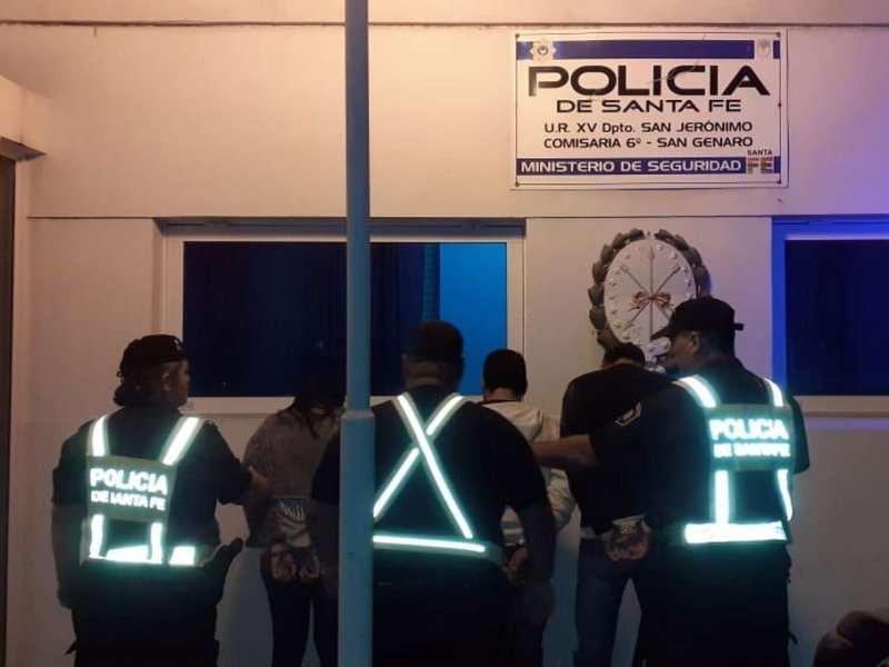 Los apresaron cuando robaban celulares en la Fiesta del Trigo