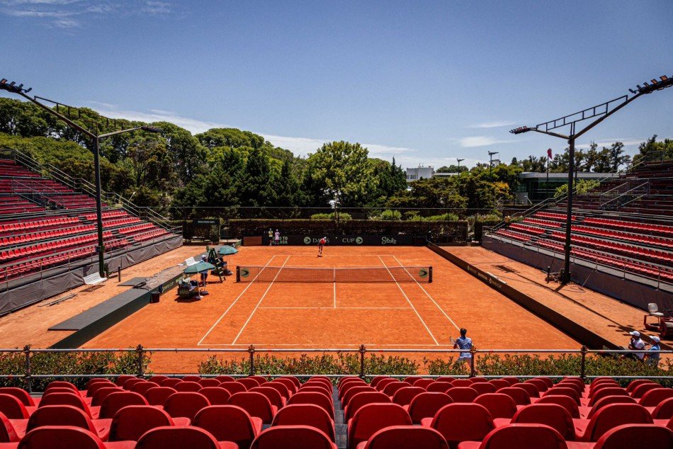 Sorteo de la Copa Davis: Cerúndolo-Popko y Etcheverry-Skatov, los partidos del sábado en Rosario