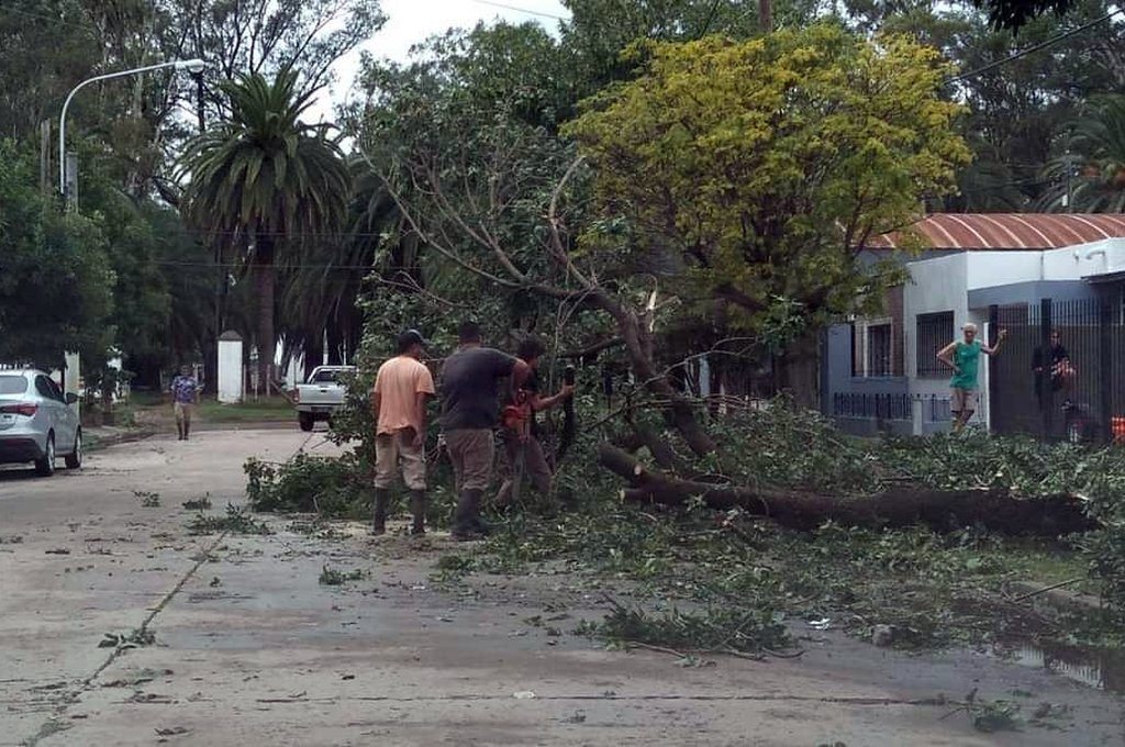 Fuerte temporal provocó daños en Rufino
