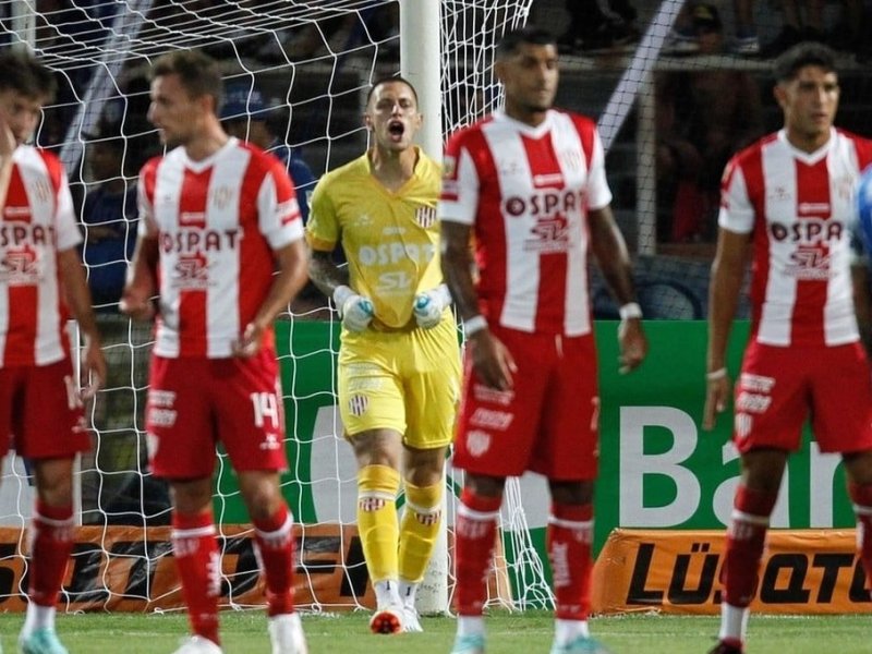 Campisi «aguantó los trapos» y Unión empató con Godoy Cruz