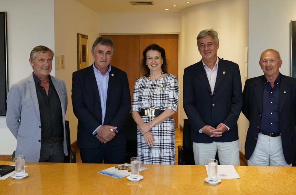Diana Mondino recibió a la Mesa de Enlace del campo