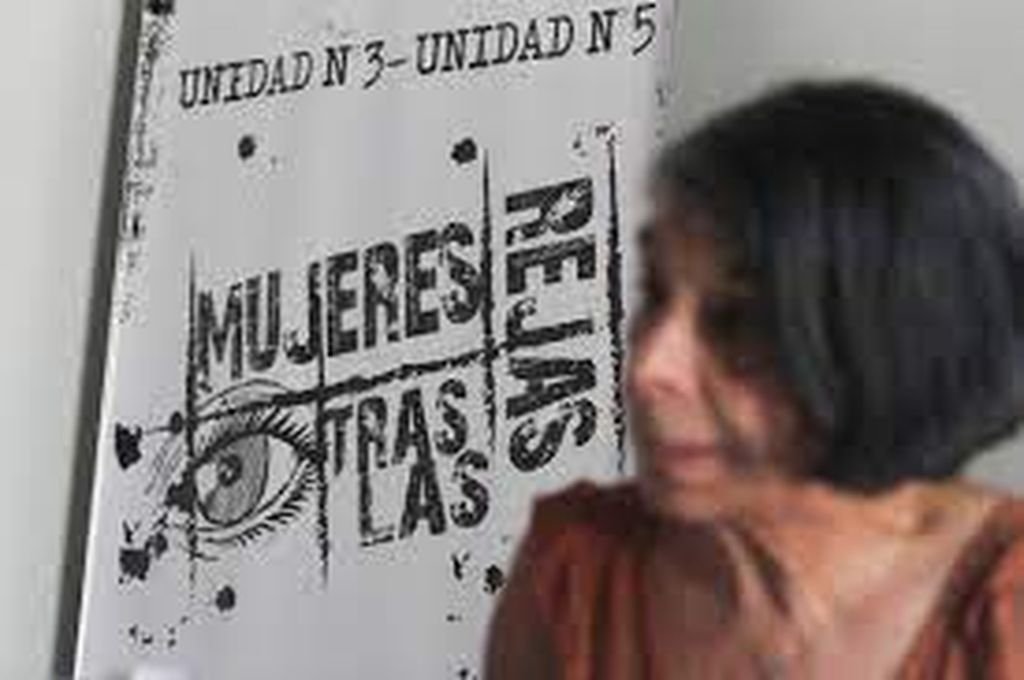 Mujeres tras las rejas