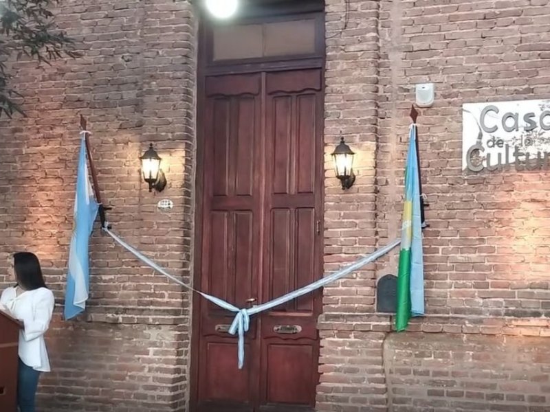 Con actividades artísticas y musicales, se inauguró la Casa de la Cultura en Pilar