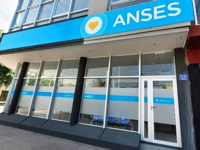 Abogados de Vera se manifestaron por el cierre de la oficina de ANSES