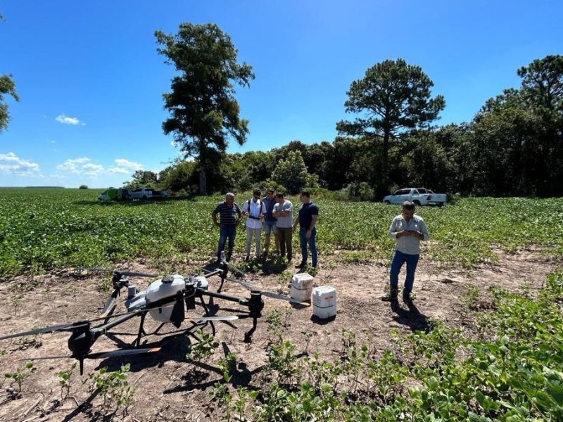 Drones agrícolas para combatir el dengue
