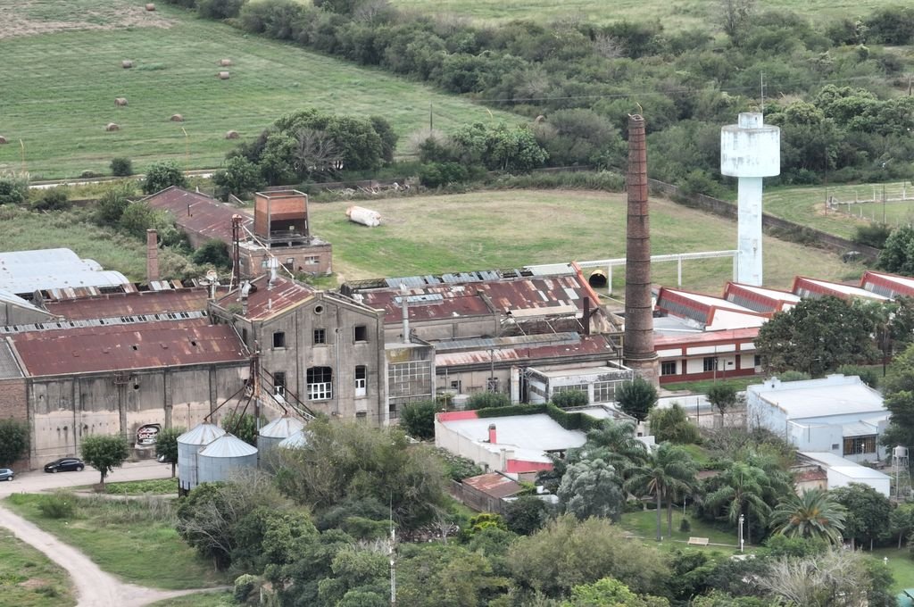 Avance en la recuperación de los terrenos de la Cervecería San Carlos