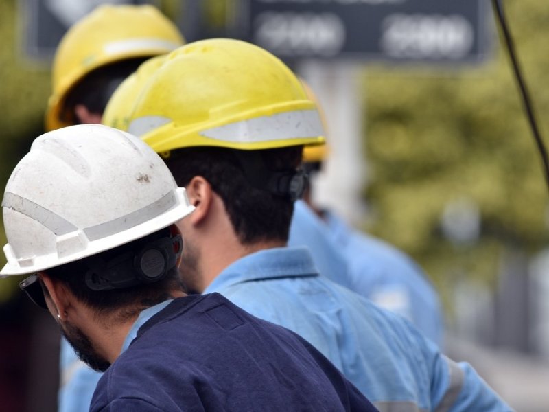 Boletas impagas: 500 empleados y jubilados de la EPE en mora