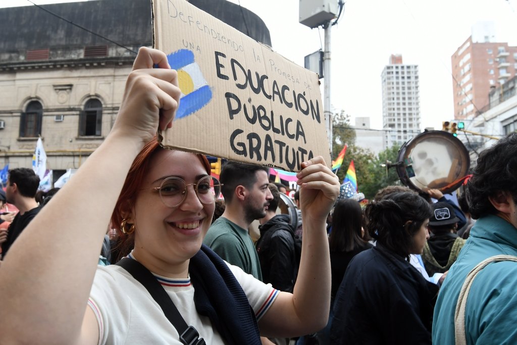 ‘Libertad es poder estudiar’, el grito unísono en Santa Fe
