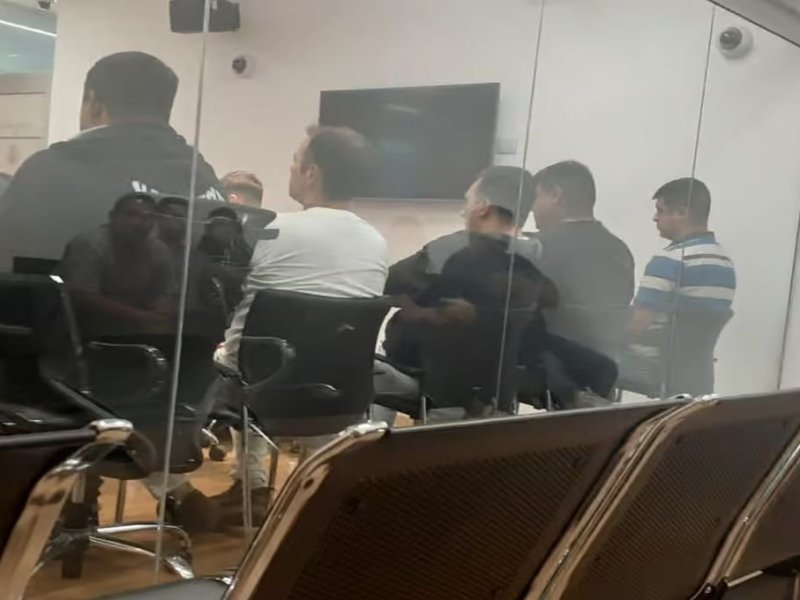 Prisión preventiva para policías saqueadores