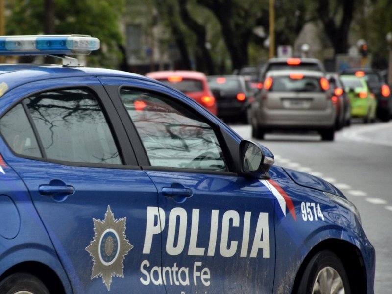 Dos personas fueron asaltadas, maniatadas y les robaron dinero y hasta una camioneta