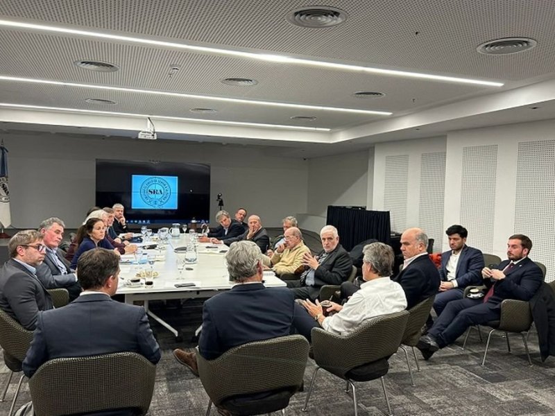 En secreto, convocaron a la Mesa de Enlace