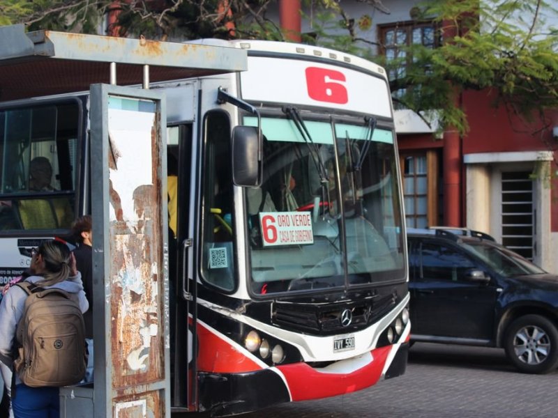 ¿Nuevo aumento del pasaje de colectivos en Paraná?
