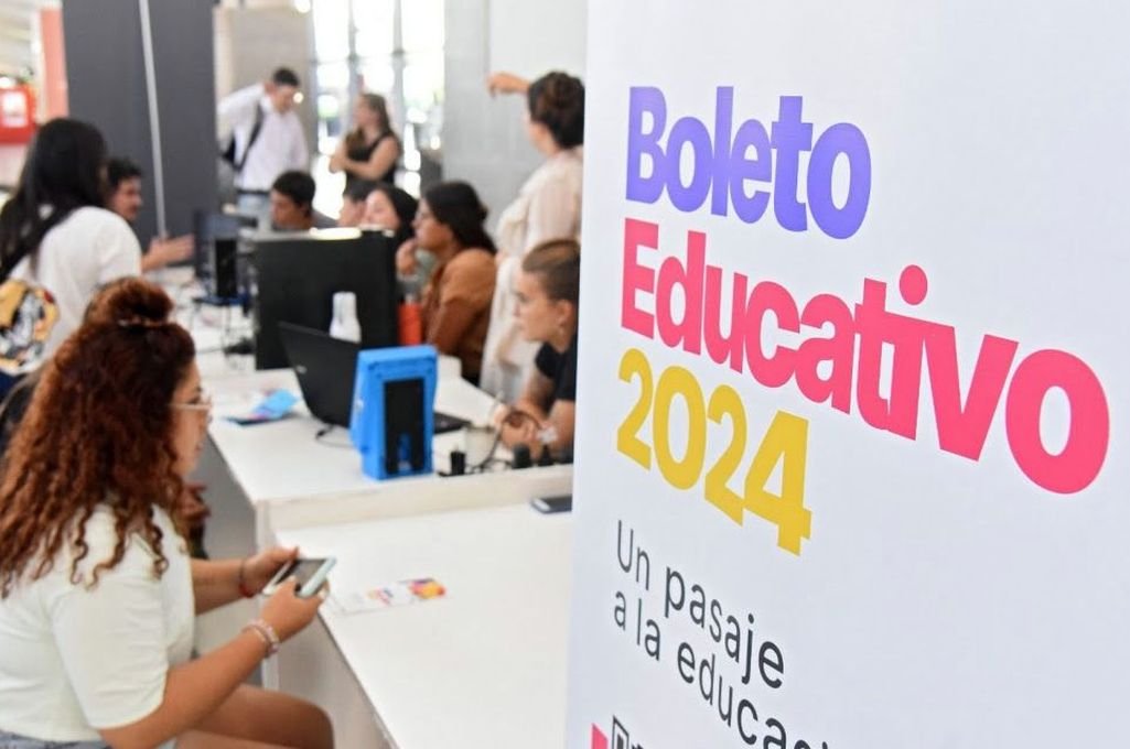 Más de 300.000 alumnos y docentes hicieron casi 6 millones de viajes