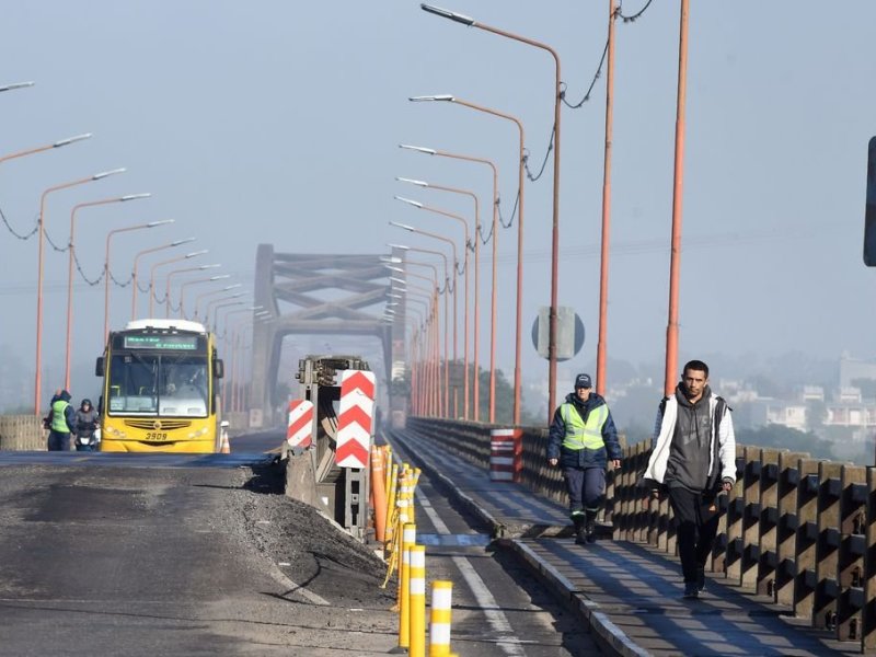 Comenzarán a montar los andamios colgantes para reparar el viaducto en el Puente Carretero