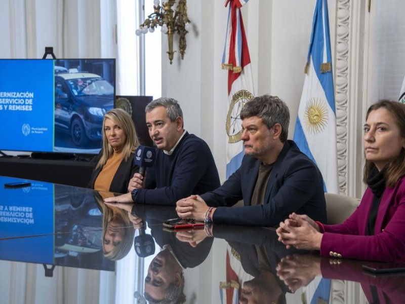 Taxis: presentan medidas para mejorar y modernizar el sistema