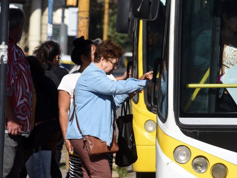 Se conoció el nuevo costo del boleto de colectivo en Santa Fe