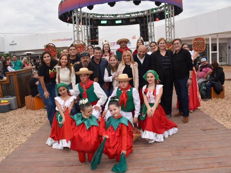 La Fiesta Nacional de la Frutilla tuvo una brillante participación en Agroactiva