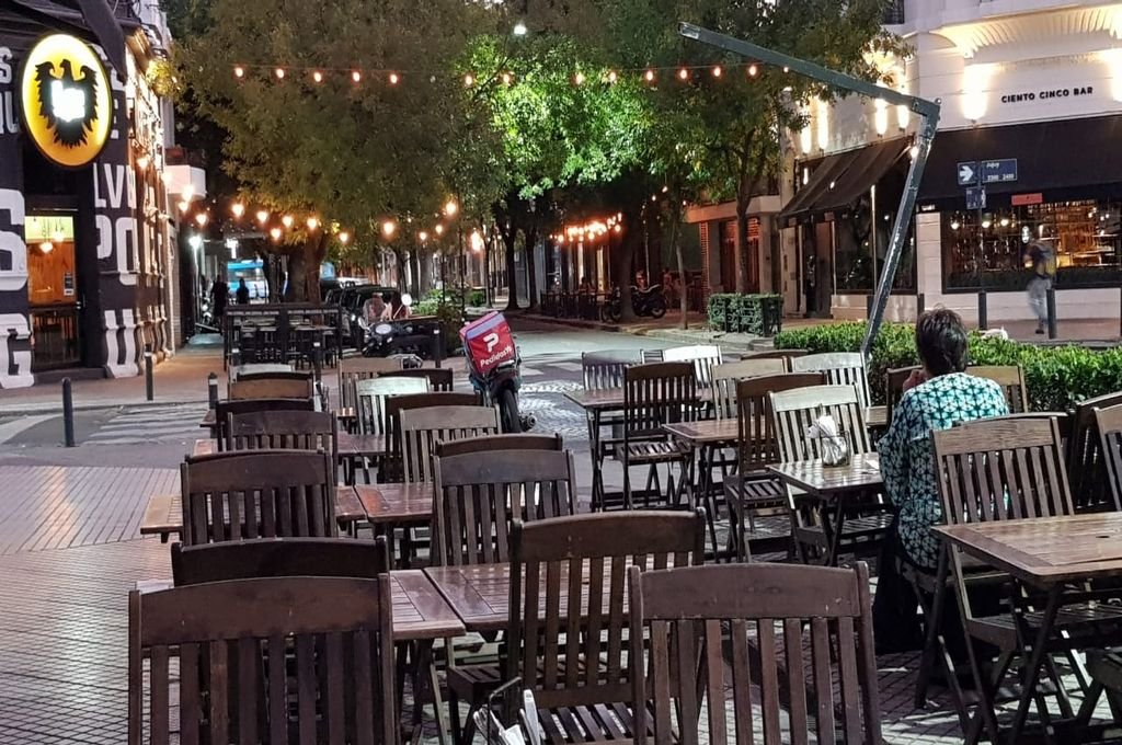 La recesión se siente en corredores comerciales de Rosario