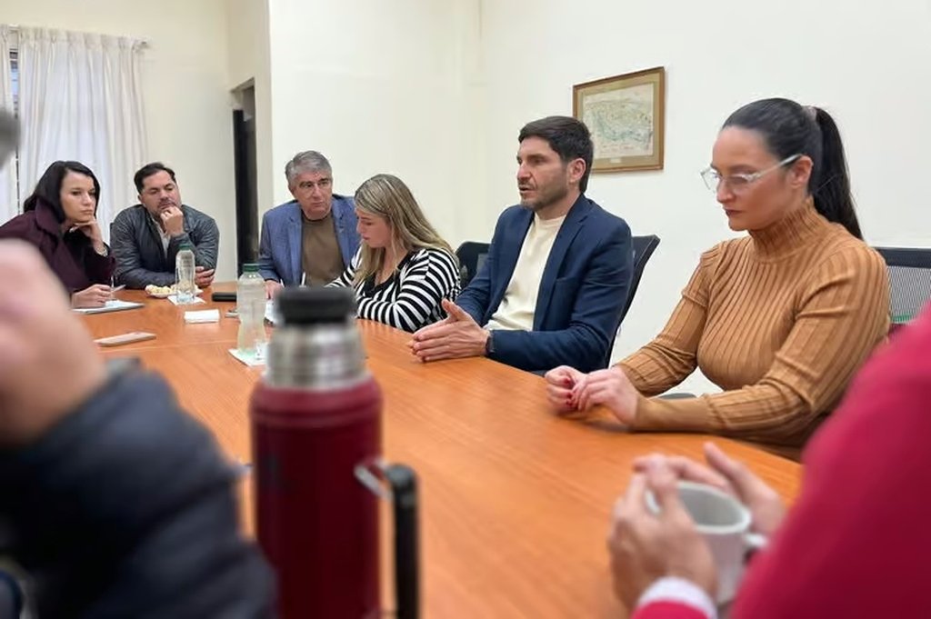 Encuentro de Pullaro con concejales de Reconquista