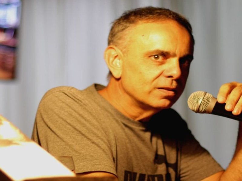 Primer libro de cuentos de Cristian Bautista