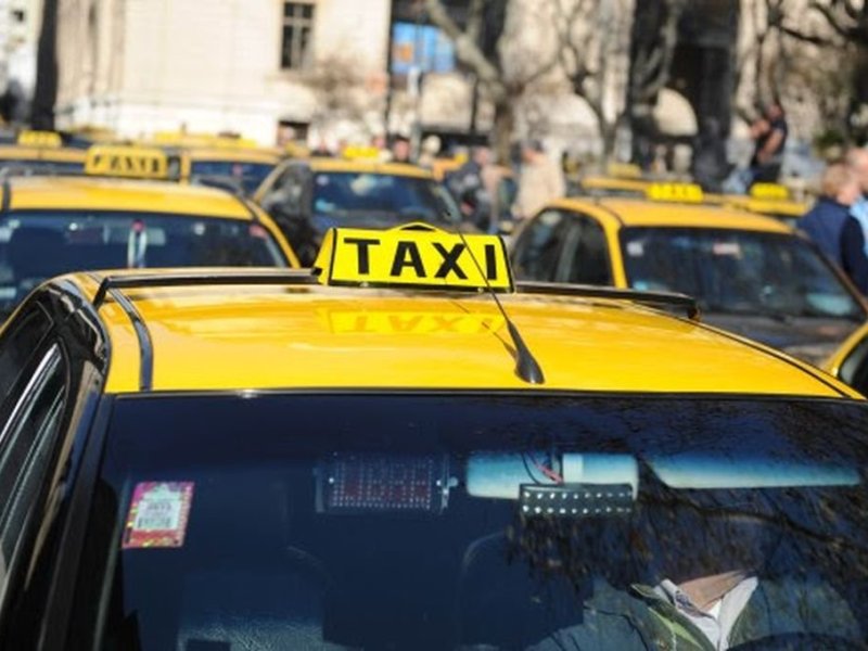 Ya rigen las nuevas tarifas de taxis y remises