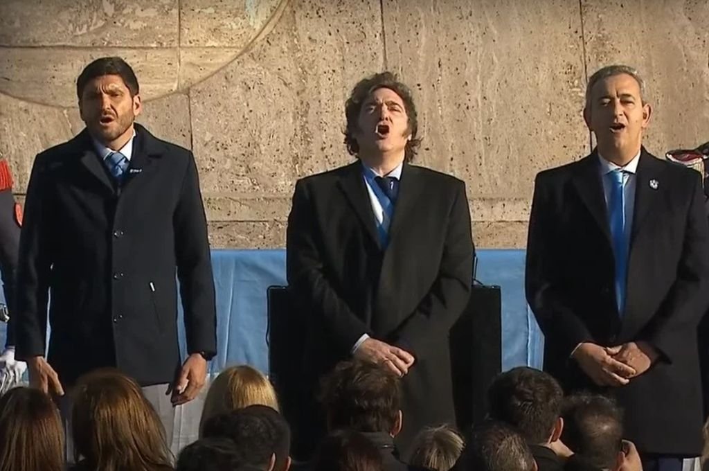 Milei y su Gabinete encabezan en Rosario el acto por el Día de la Bandera