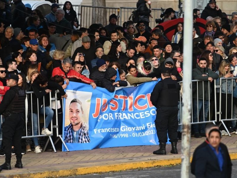 Organizaciones sociales protestaron por la llegada de Milei a Rosario
