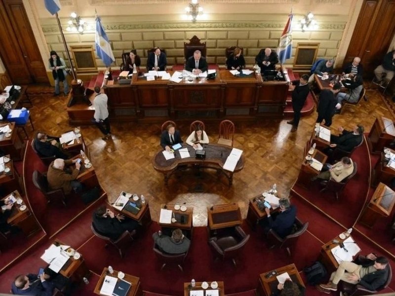 Alivio para pueblos y ciudades: podrán pagar sueldos y proveedores con fondos de obras menores
