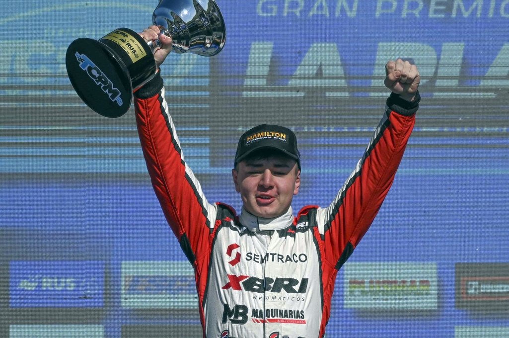 Manu Borgert subió al podio y sigue en lo más alto del campeonato