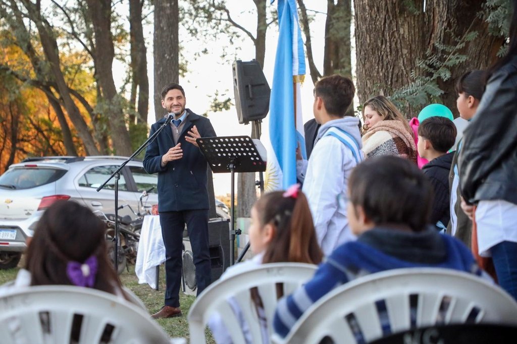 Cercano oeste: aportes y convenios para pueblos y ciudades