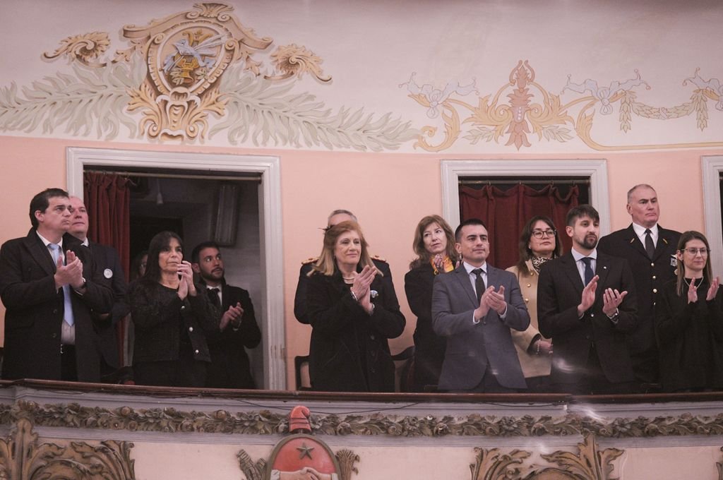 La Gala Patria por el 9 de Julio colmó el Teatro 3 de Febrero