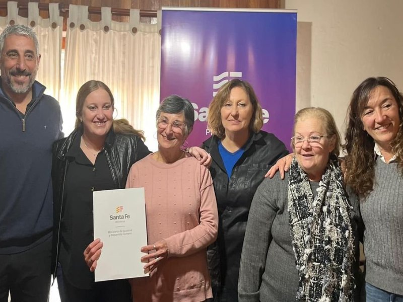 Los Molinos: firmaron convenios realizar talleres para adultos mayores