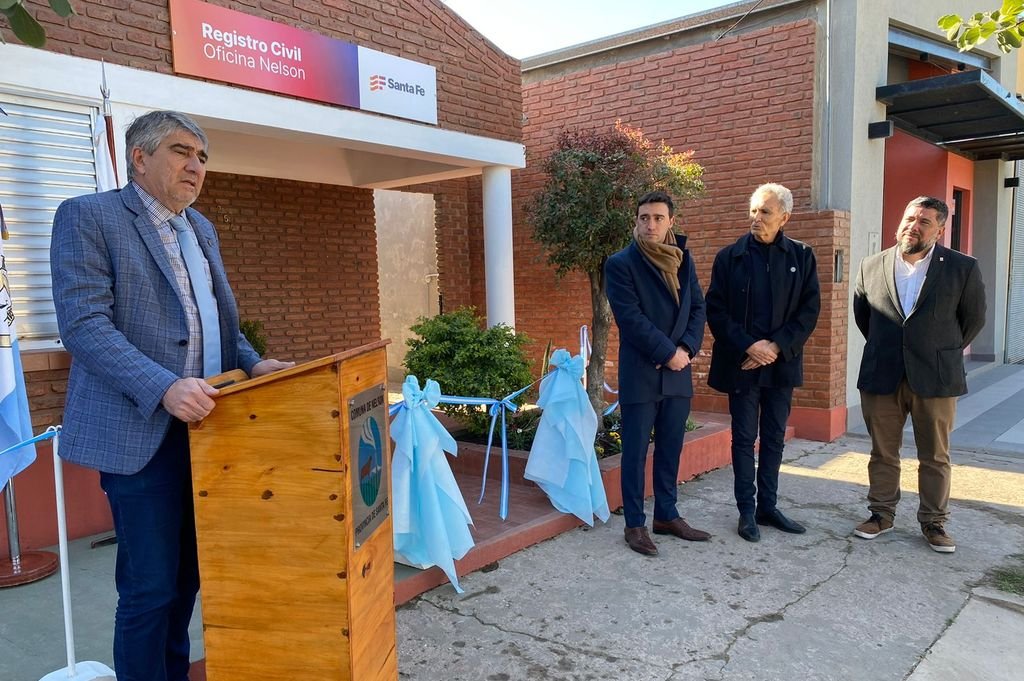 Nelson estrenó nueva sede del Registro Civil