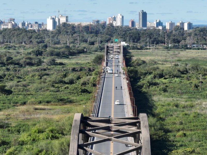 Pullaro aseguró que la Provincia construirá el nuevo puente Santa Fe – Santo Tomé
