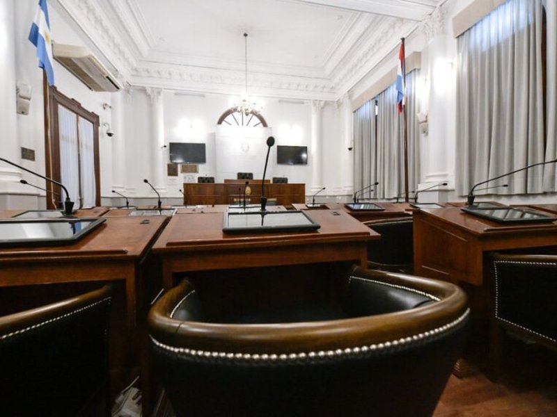 Se trata en comisión la adhesión al RIGI y la creación del RINI