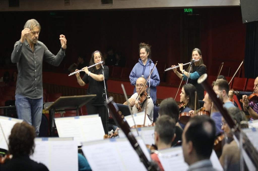 Canticuénticos y la Orquesta Sinfónica Provincial, en un concierto gratuito