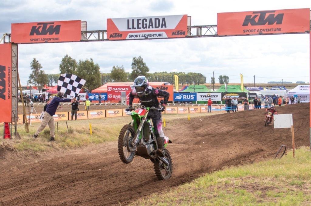 El piloto santafesino Joaquín Poli logró su séptimo campeonato en motocross