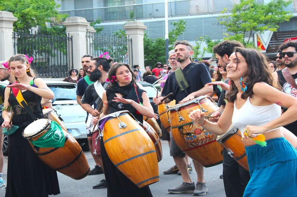Paraná bailó al compás del candombe