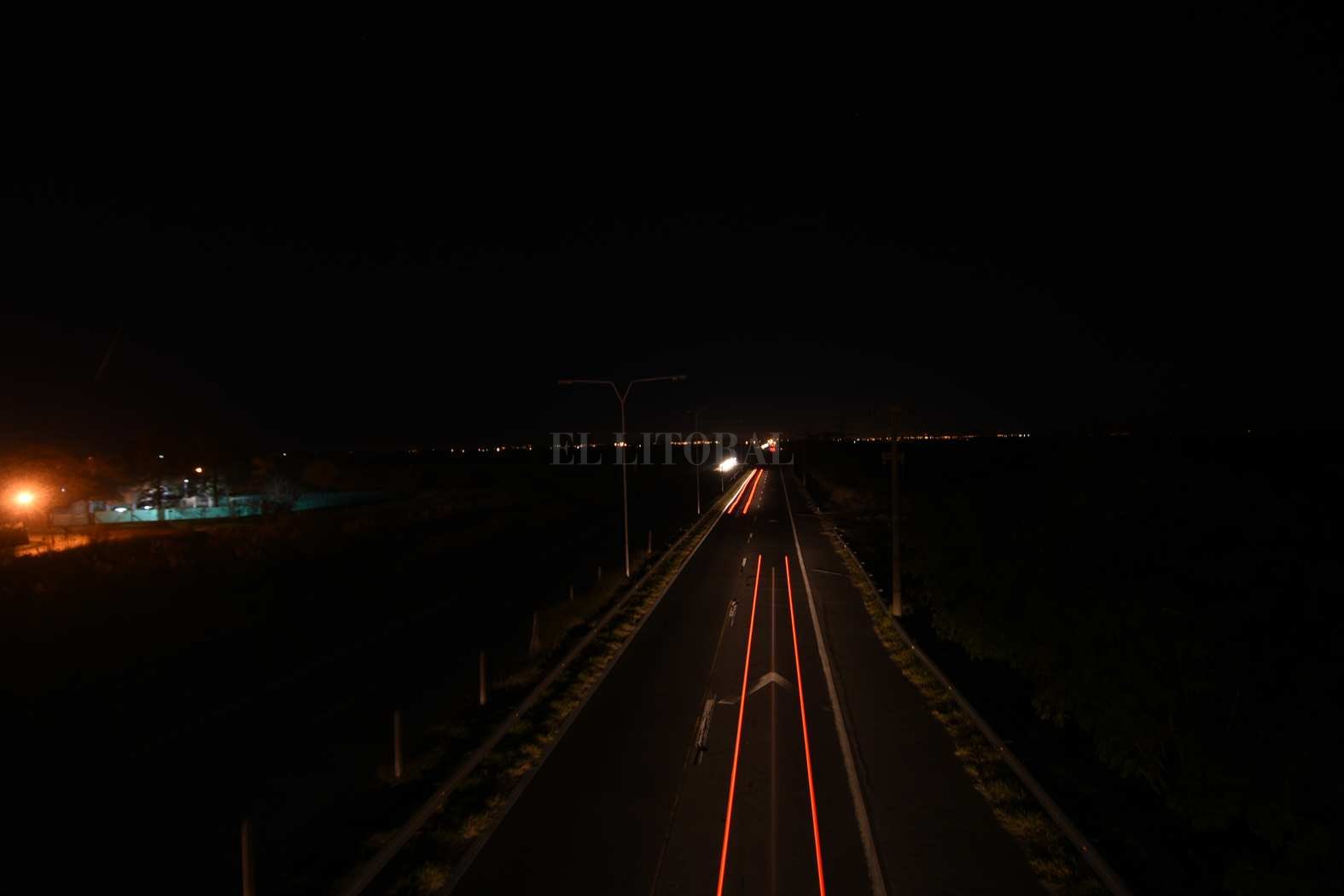 Sin luz en la autovía 168