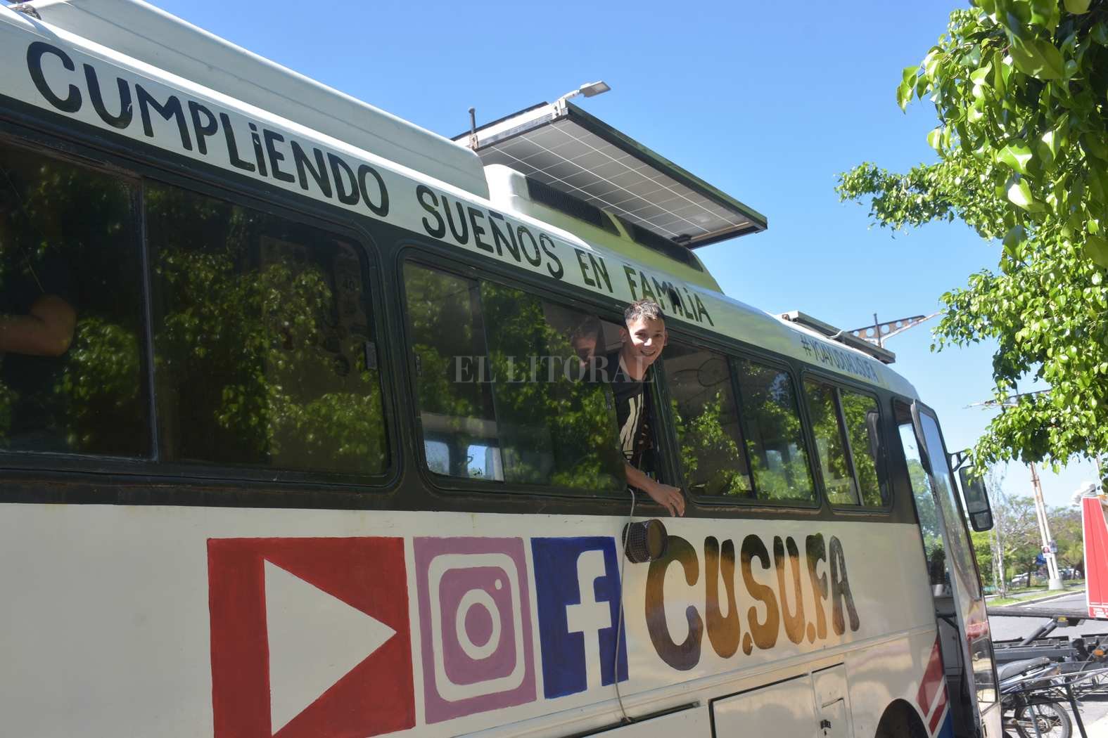 Destino Alaska, una familia en motorhome llegó a la ciudad