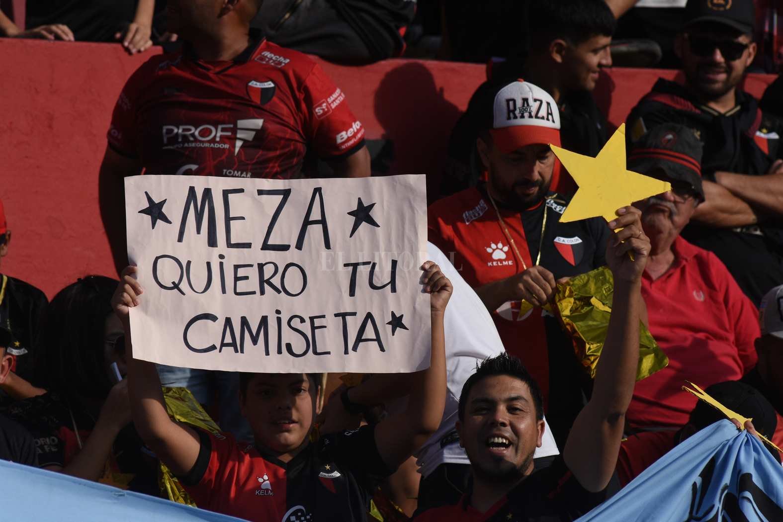 Instantes previos al clásico santafesino