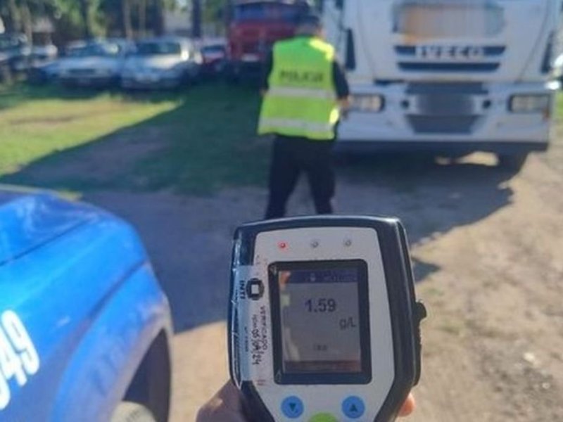 Ruta 8: detuvieron a un camionero alcoholizado