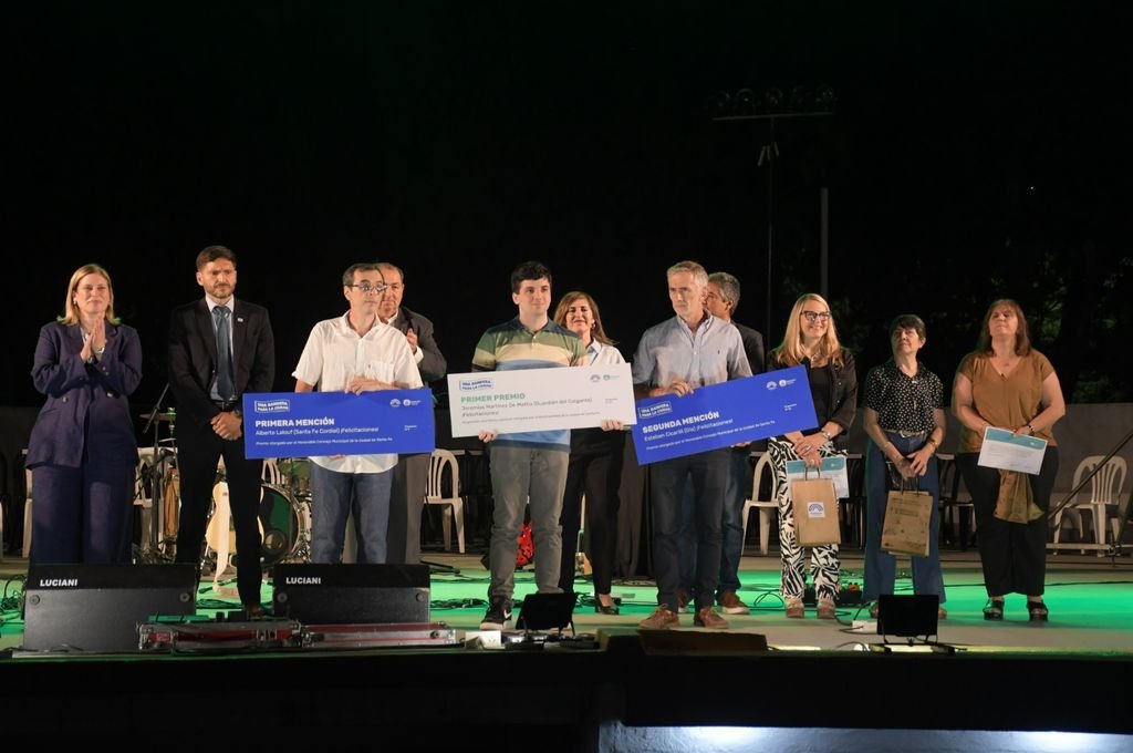 Emotiva celebración del aniversario de la ciudad de Santa Fe