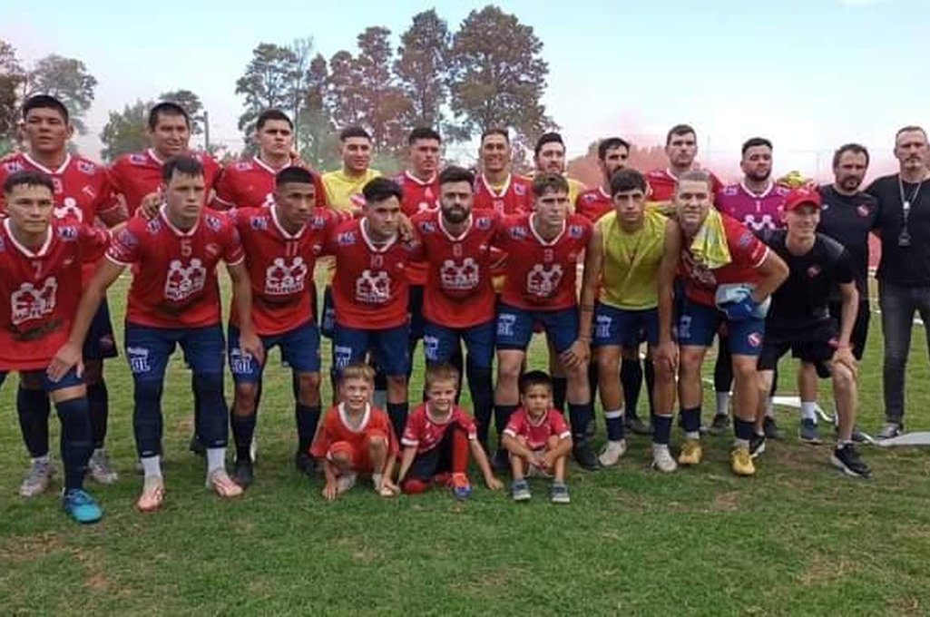 Con una épica de dos hombres menos, Susanense ganó la primera final