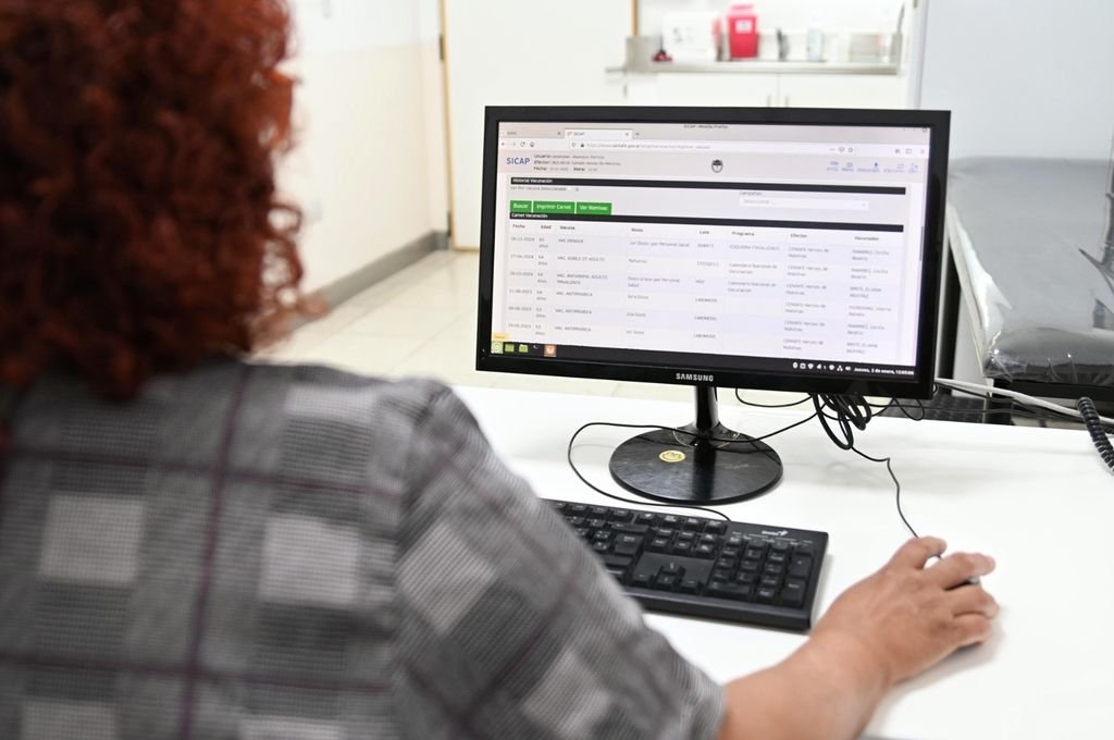 Se avanza con la implementación progresiva de la receta electrónica