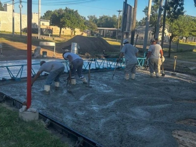 Con nuevas cuadras de hormigón, Pilar consolida su traza urbana
