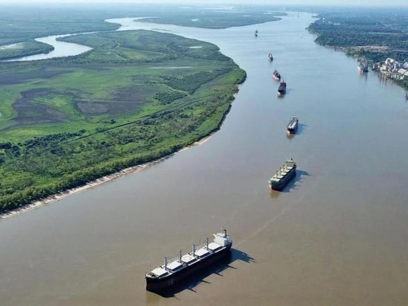 Ambientalistas denuncian la privatización del río Paraná